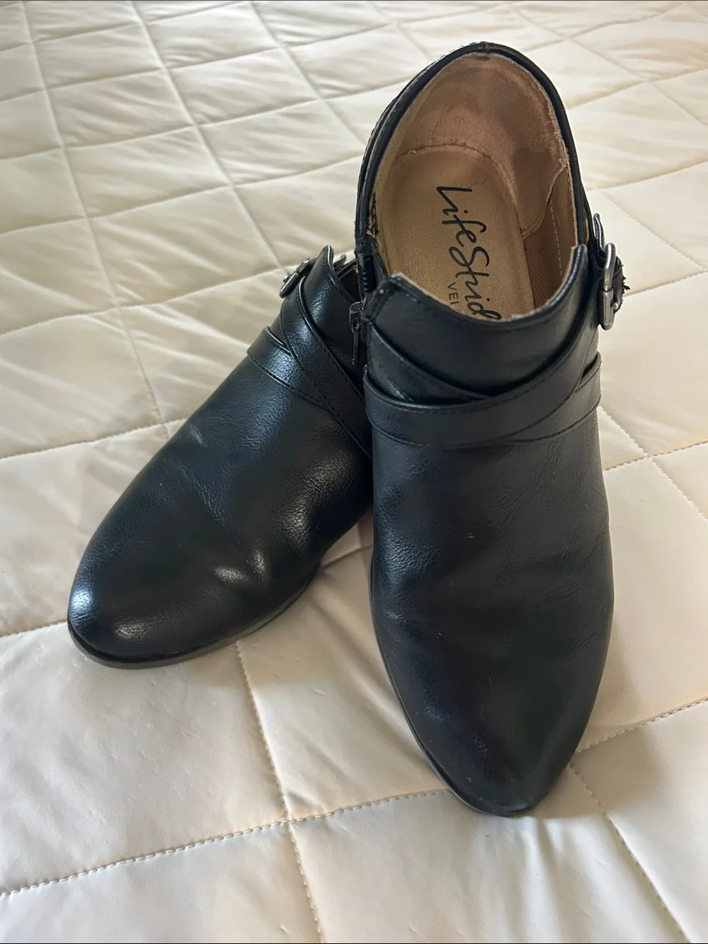 Life Stride classic black